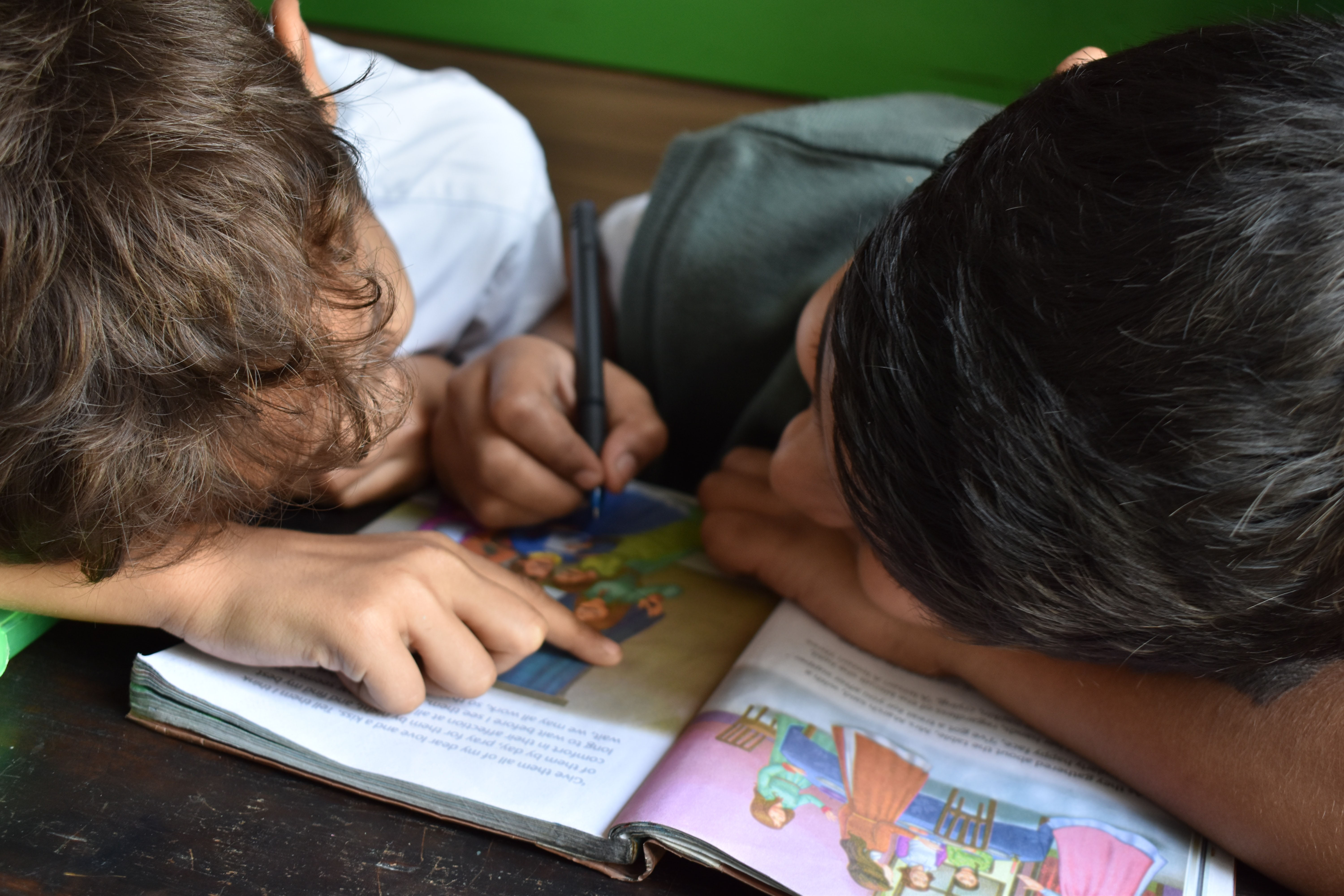 Students reading together
